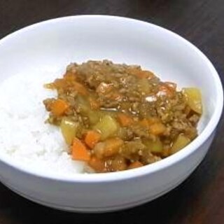 フライパンで作る南国風キーマカレー